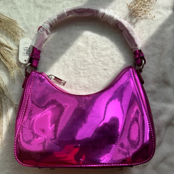 Purses - Picture 2 of 6